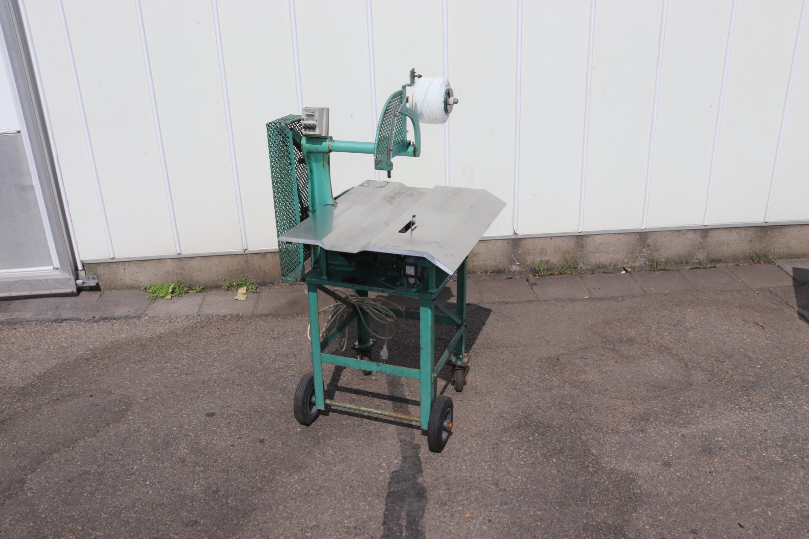 Olimex BKE binding machine for flowers