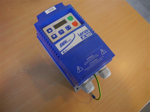 Lenze SMVector �������� ��� ESV 2,2 ���