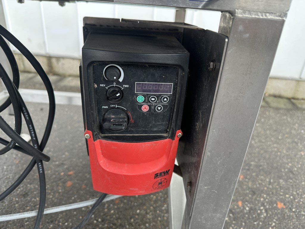 Itra Поворотные столы 150 см из нержавеющей стали с Trespa Top