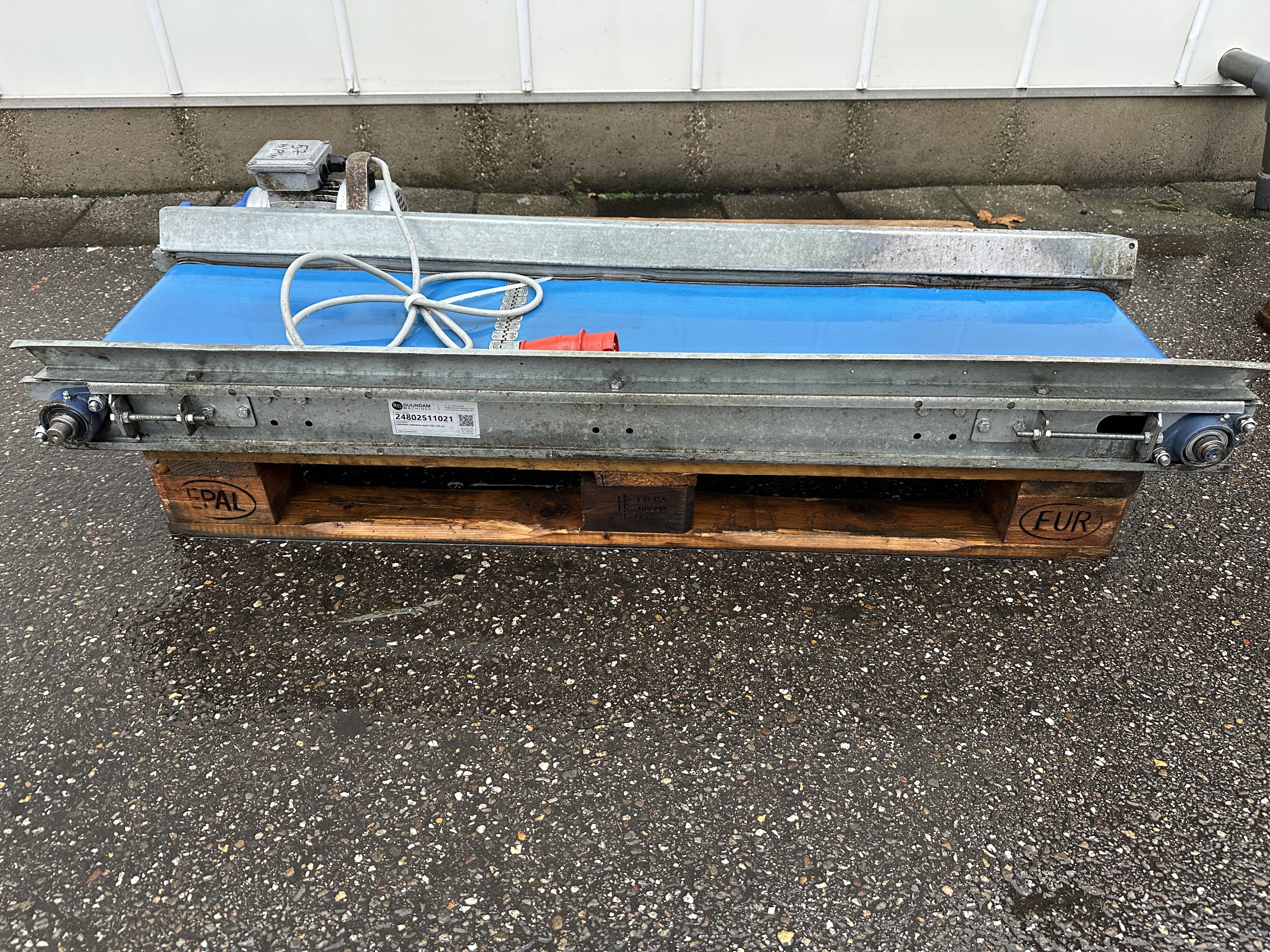 �������� 130 � 30 ��