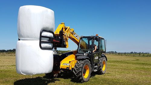 ������ ��� ����� ��� ������� ��� Wrapped bale clamp ��� ���������� ���