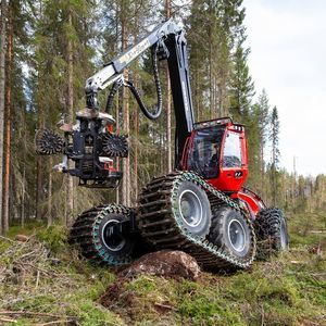 Komatsu Forest AB : ������������������� ������� -