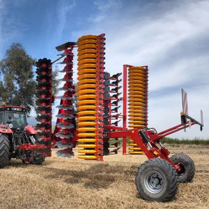 Ilgi Tarim Makineleri San. ve Tic. Ltd. Sti. : �������������������� ������ -