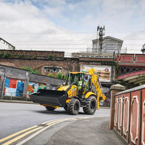 JCB : �������������������� ������ -