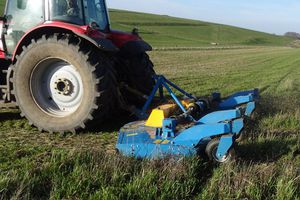 KIDD FARM MACHINERY LTD : �������������� -