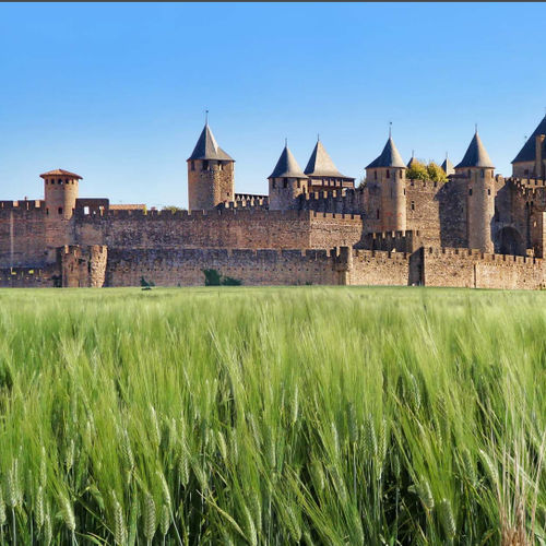 ���������� ������ ������� ������� Casteldoux �������� ���������� � ��������