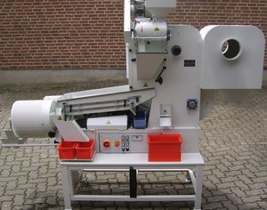 Samatec Saatguttechnik Maschinenbau GmbH : �������������������� ��������� -
