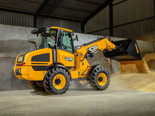 �������� ��������� TM180 Agri ���������� ��������������� � �������