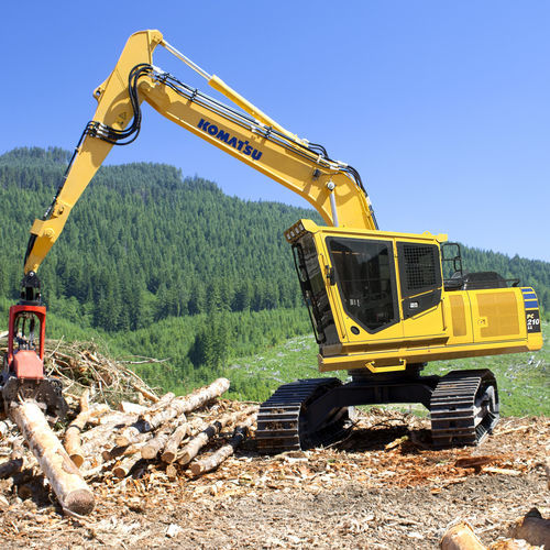 ���������� �������-������������ ������ PC210LL-10 4x4
