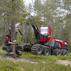 Komatsu Forest AB : ������������������� ������� -