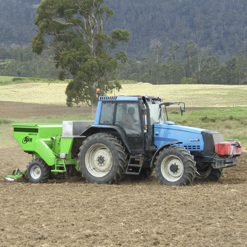 ���������� ������ ��� ��������� AVR UH3710 �������������� ����������� ������������
