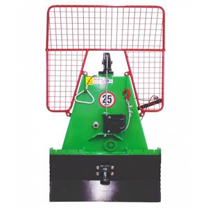 ������������ ����������������� ������� WINCH 4T WITH WIRELESS REMOTE CONTROL ������������� �� ��������