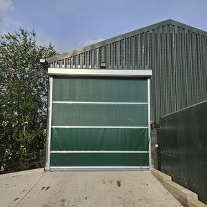 ������������� ����� Rollerscreen� ��������� ����� ��� ��������������
