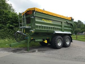 Fortuna Fahrzeugbau GmbH & Co. KG : �������������������� ������ -